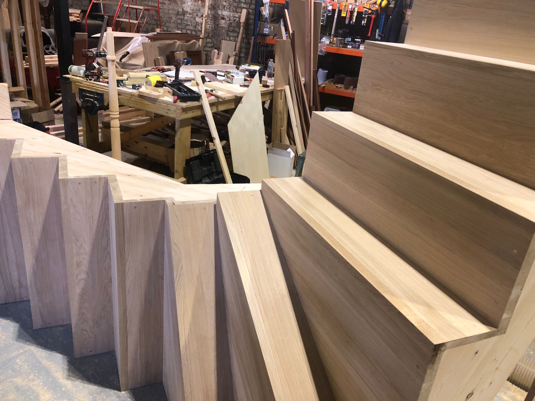 cut string oak staircase - London