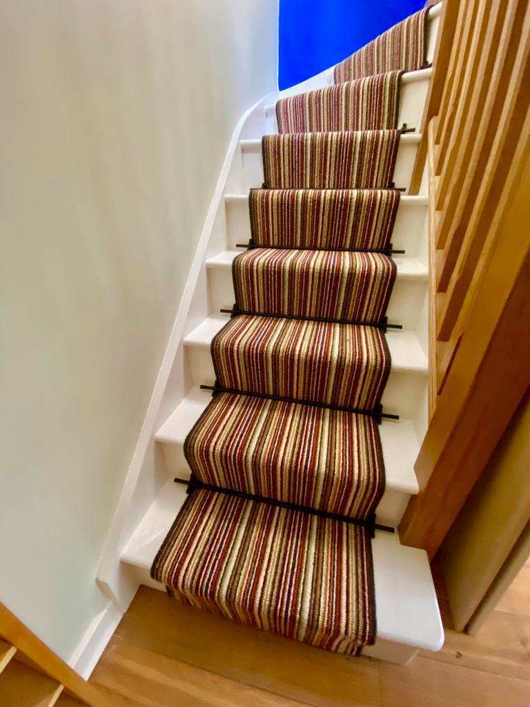 Quarter turn staircase - Hertfordshire