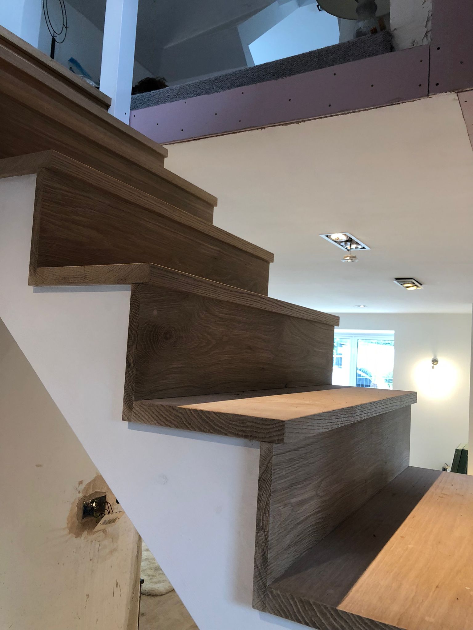 bespoke oak tread staircase london 4 x