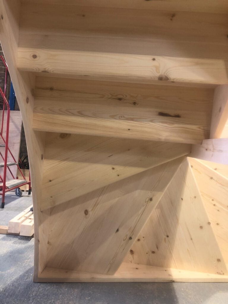 bespoke staircase essex 4 x